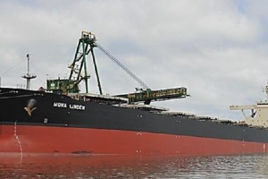 MV MONA LINDEN Reflagging and for delivery to the new owner